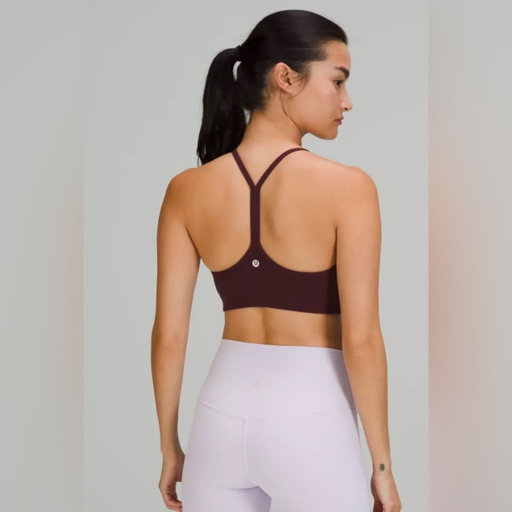 🆕Lululemon🍋Flow Y Wrap Front High Neck Bra In Color College Crimson Size 4 - Picture 6 of 6
